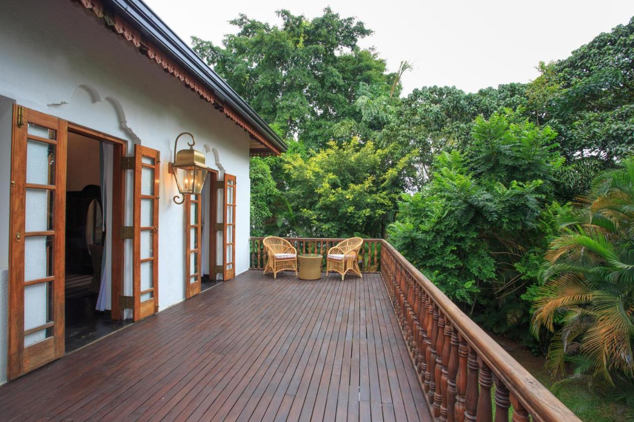 Viceroy House Hotel Pasyala Buitenkant foto
